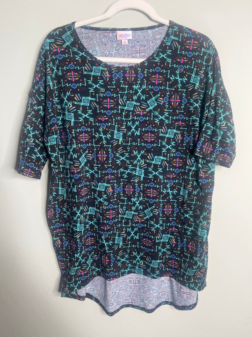 Lularoe Retro Geometric printed tunic top XS
